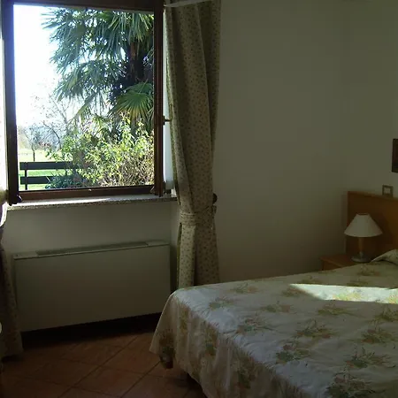 Hotel La Collinetta Sesto Calende