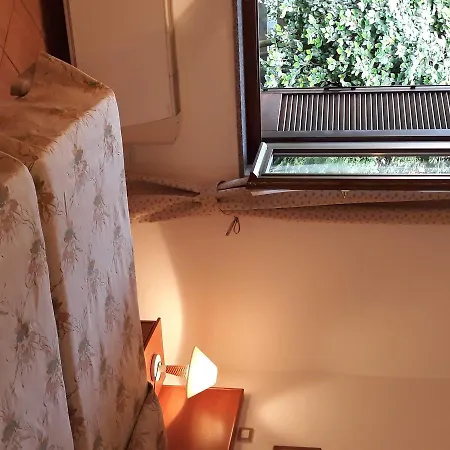 Hotel La Collinetta Sesto Calende